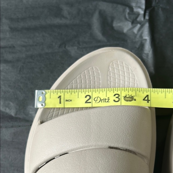 OOFOS CLAY COLOR  Slide Sandals - Picture 7 of 9